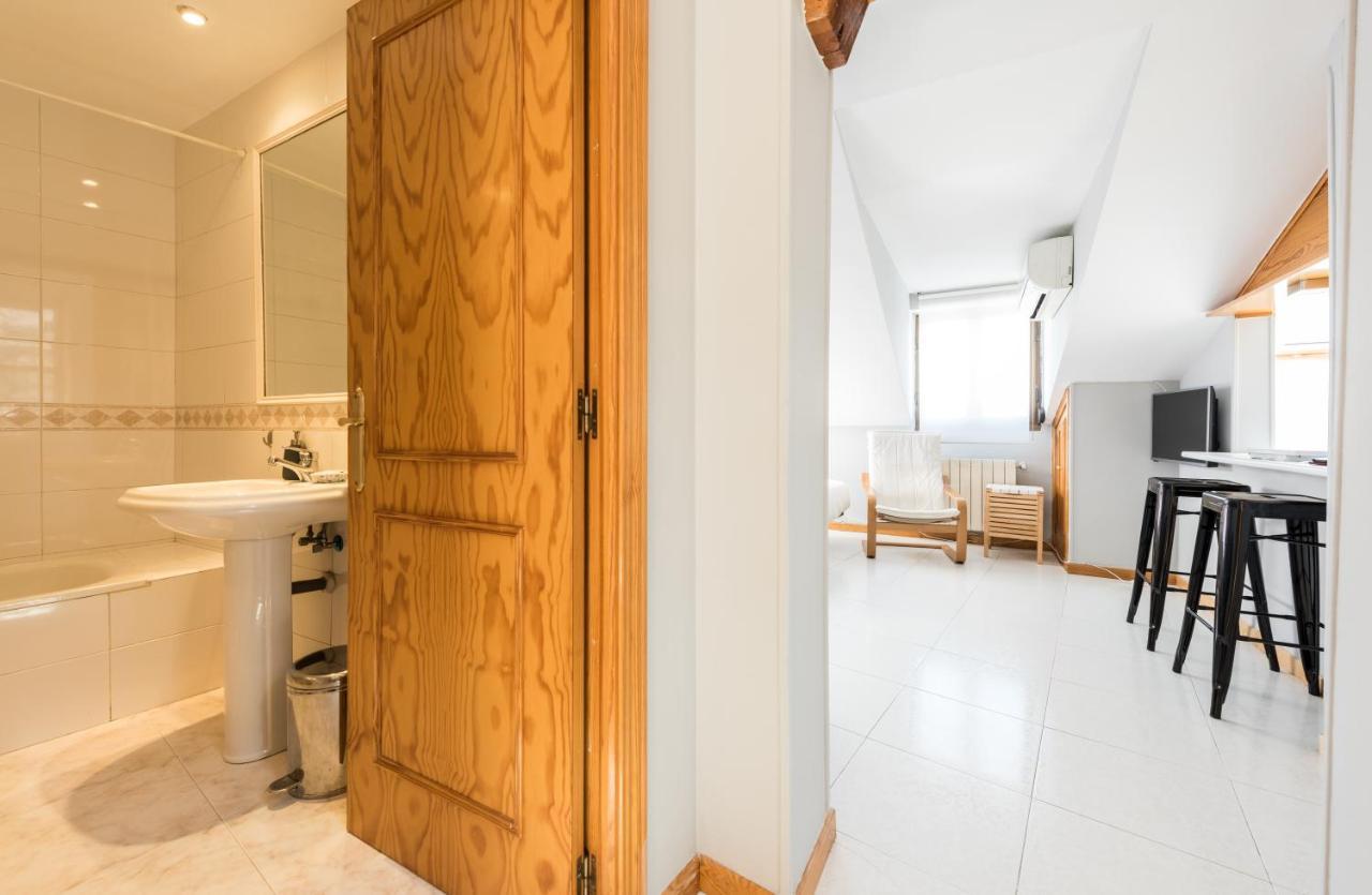 El Refugio De Barcelo Apartment Madrid Exterior photo
